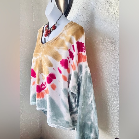 NWT True Craft Women's V-Neck Tie-Dye Sweatshirt - Gold, Pink, Orange, Green - Picture 2 of 7